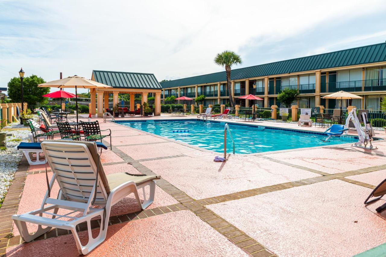 Quality Inn Richmond Hill - Savannah I-95 Buitenkant foto