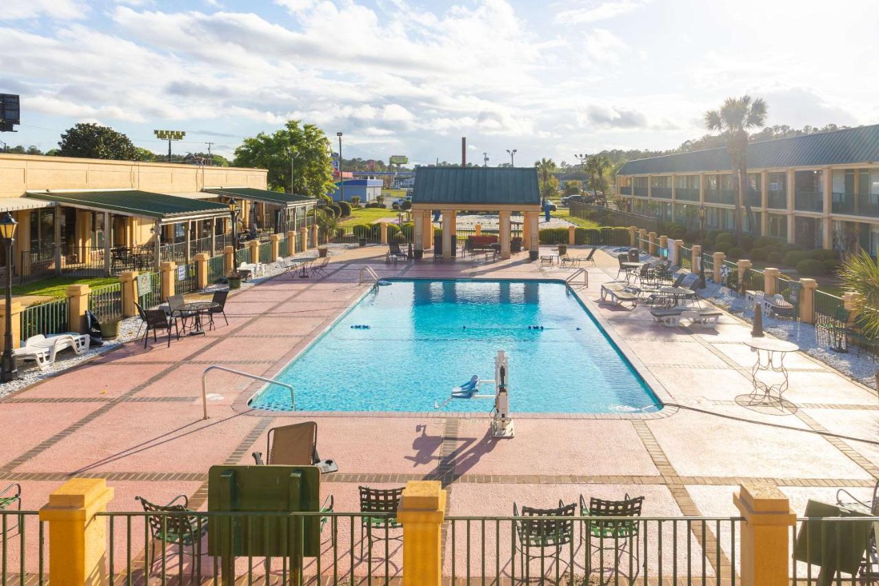 Quality Inn Richmond Hill - Savannah I-95 Buitenkant foto