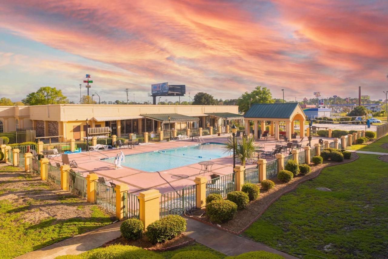 Quality Inn Richmond Hill - Savannah I-95 Buitenkant foto